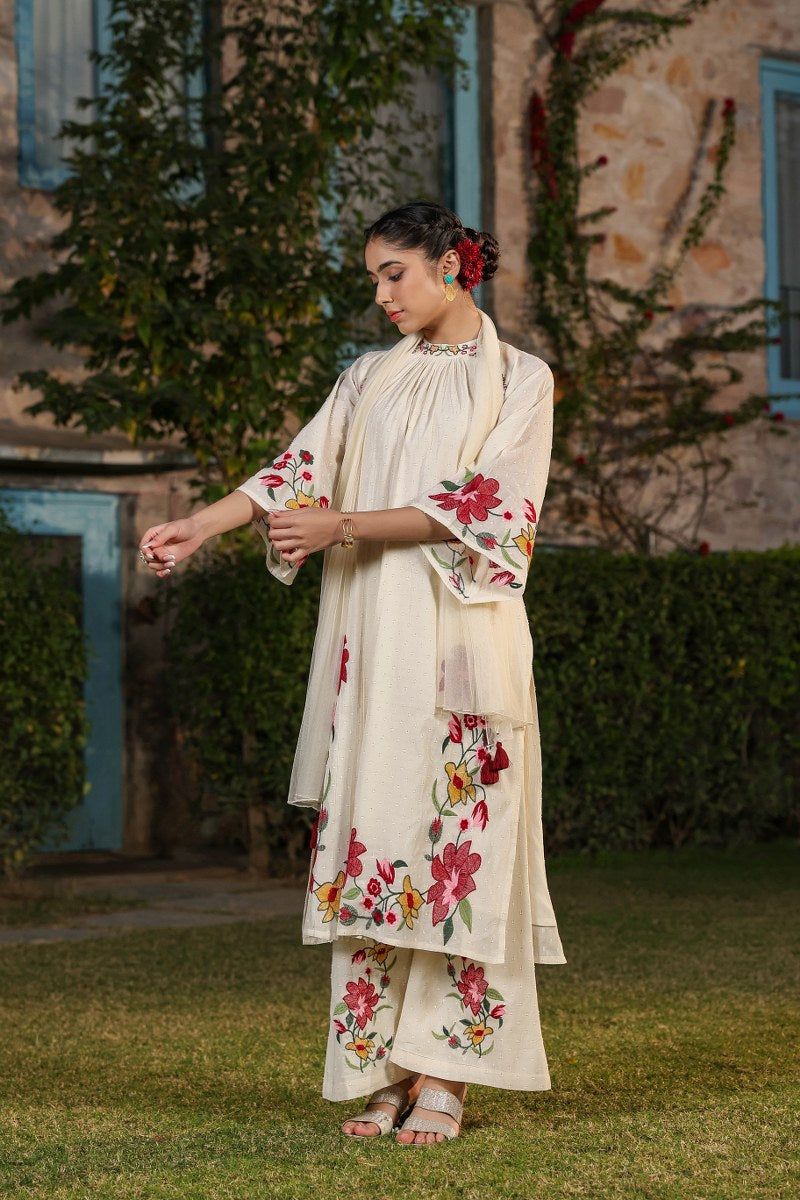 Priya Floral Embroidered Off White Pakistani Suit Set