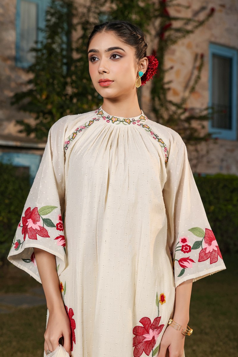 Priya Floral Embroidered Off White Pakistani Suit Set