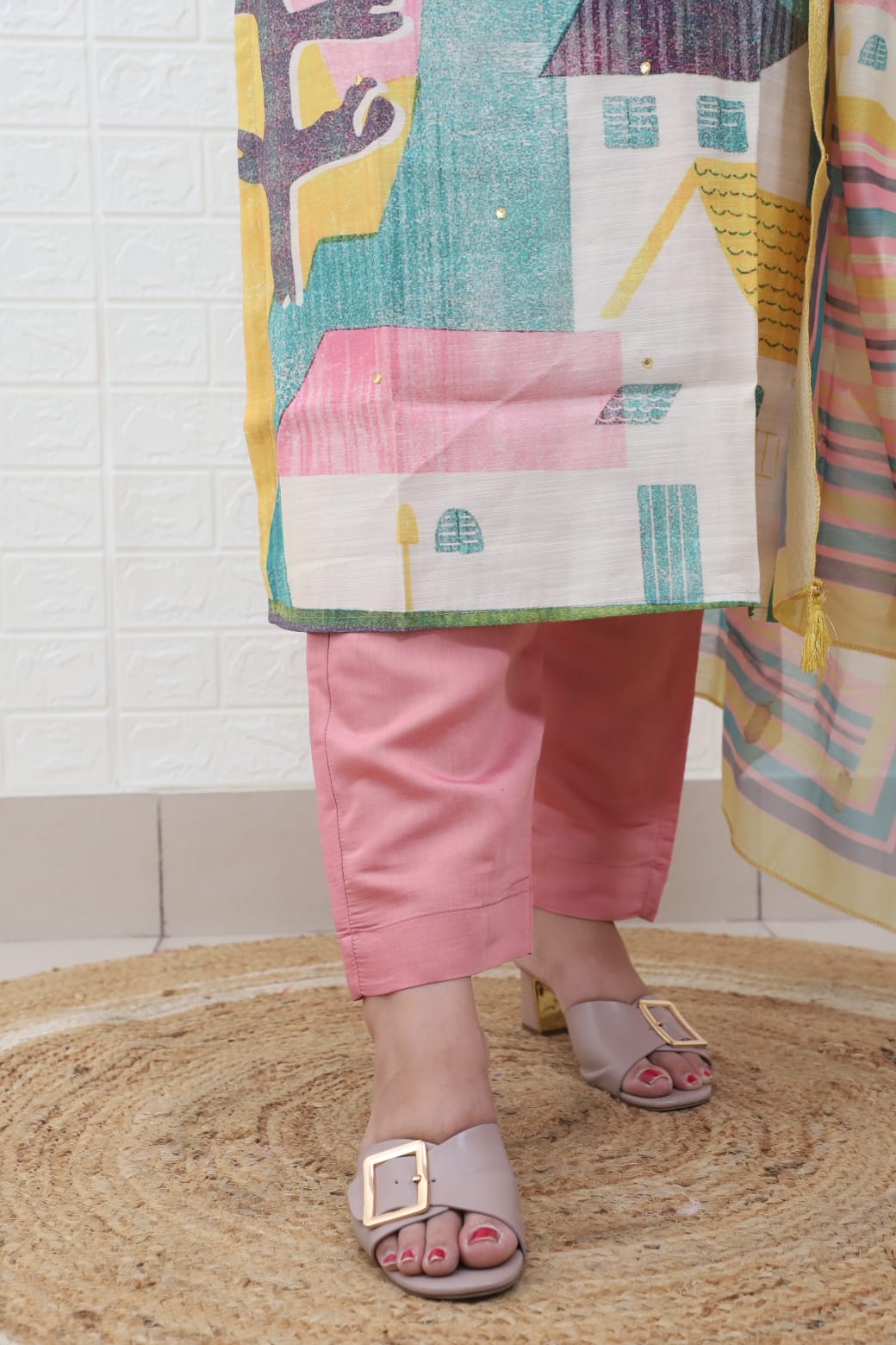 Aisha Pink Digital Printed Straight Suit Set