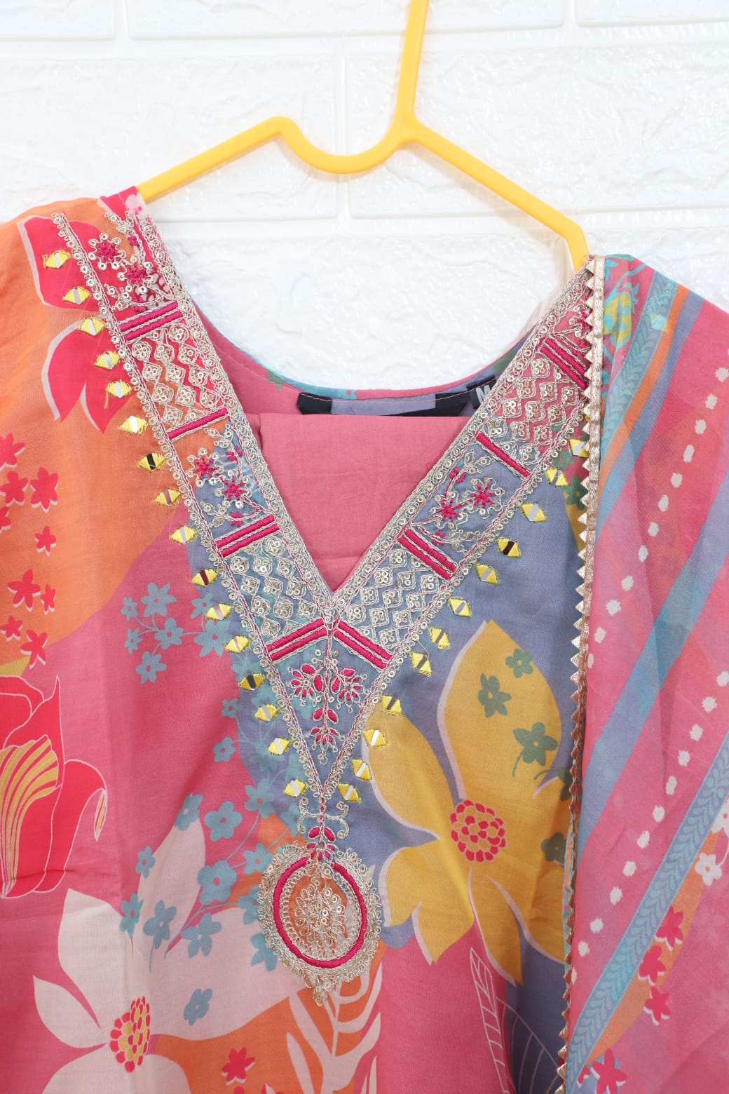 Aarohi Multi-Coloured Floral Straight Suit Set