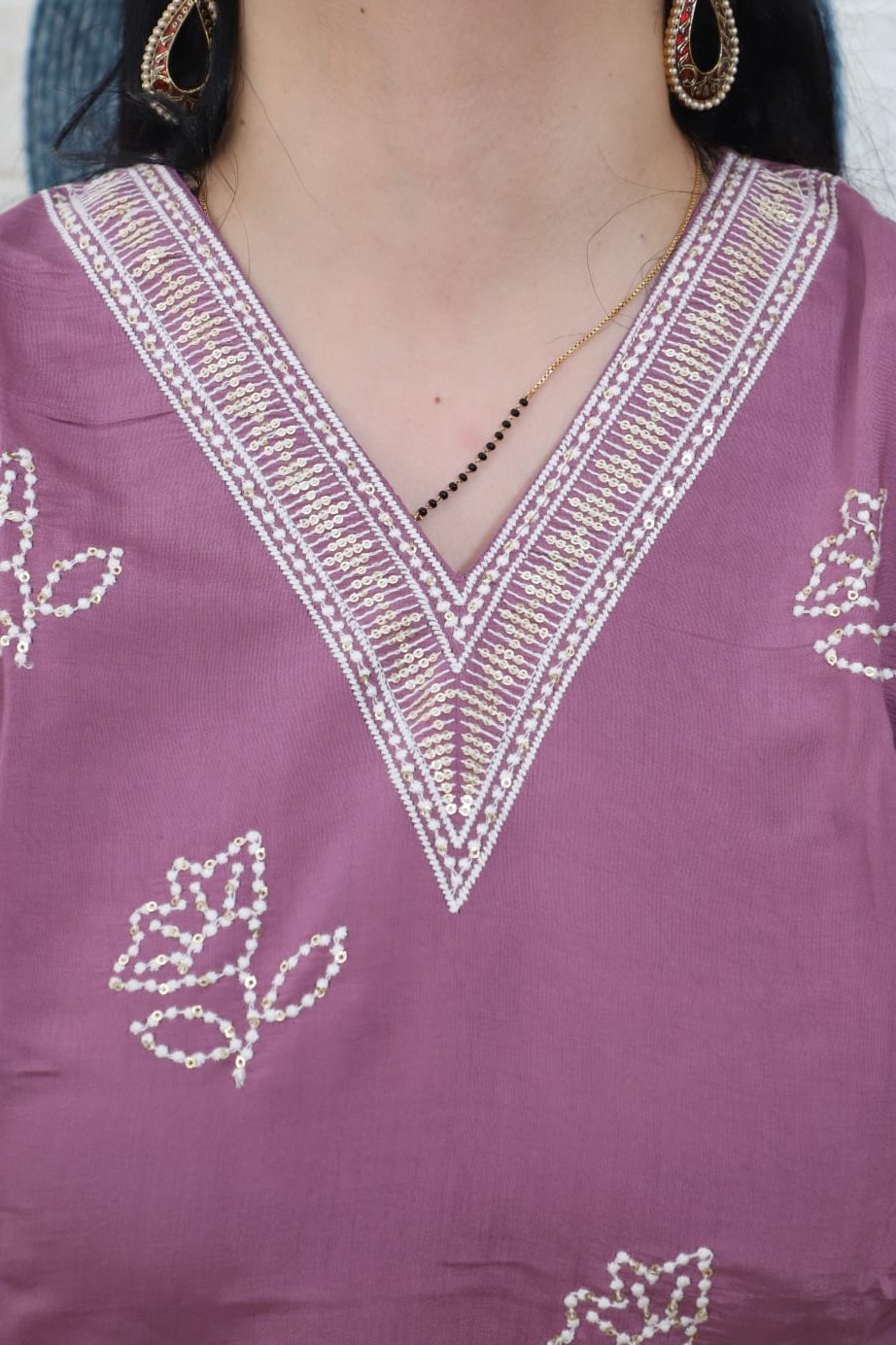 Heena Lavender thread Embroidered Straight Suit Set