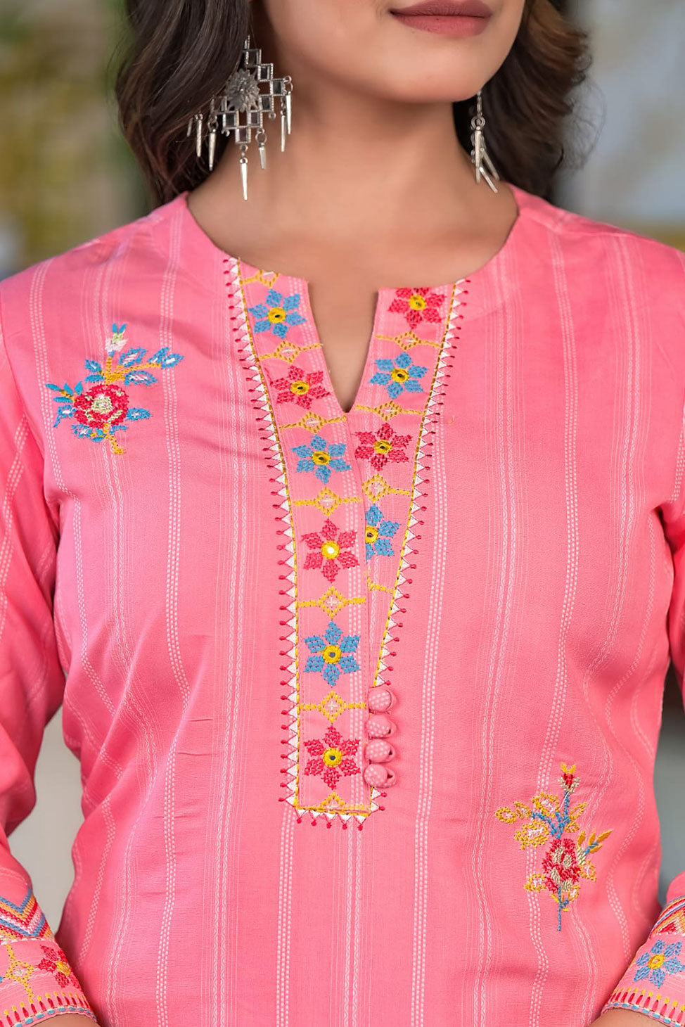 Navya Pink Thread Work Suit Set