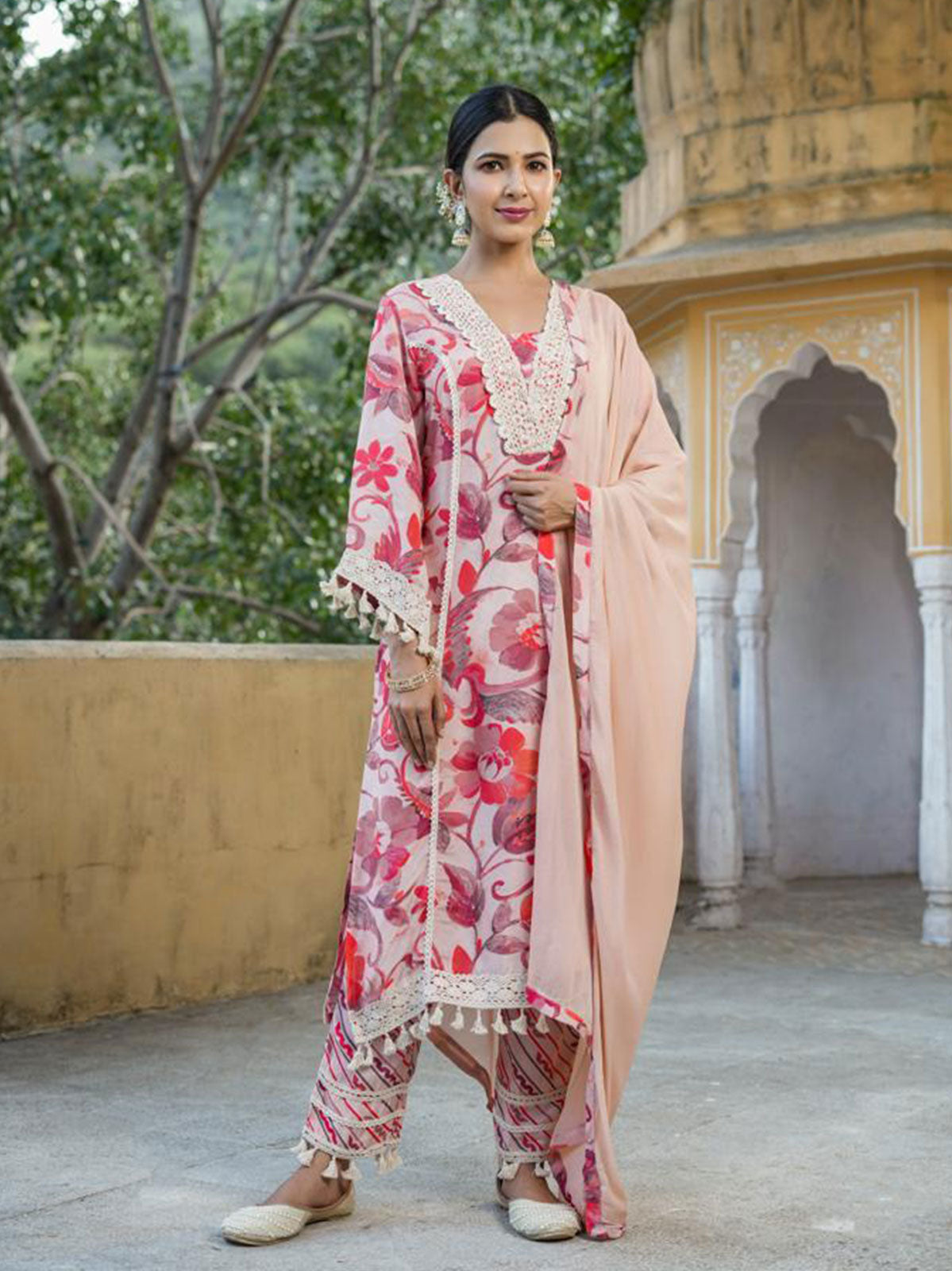 Vihaa Floral Printed Shades of Pink Pakistani Style Suit Set