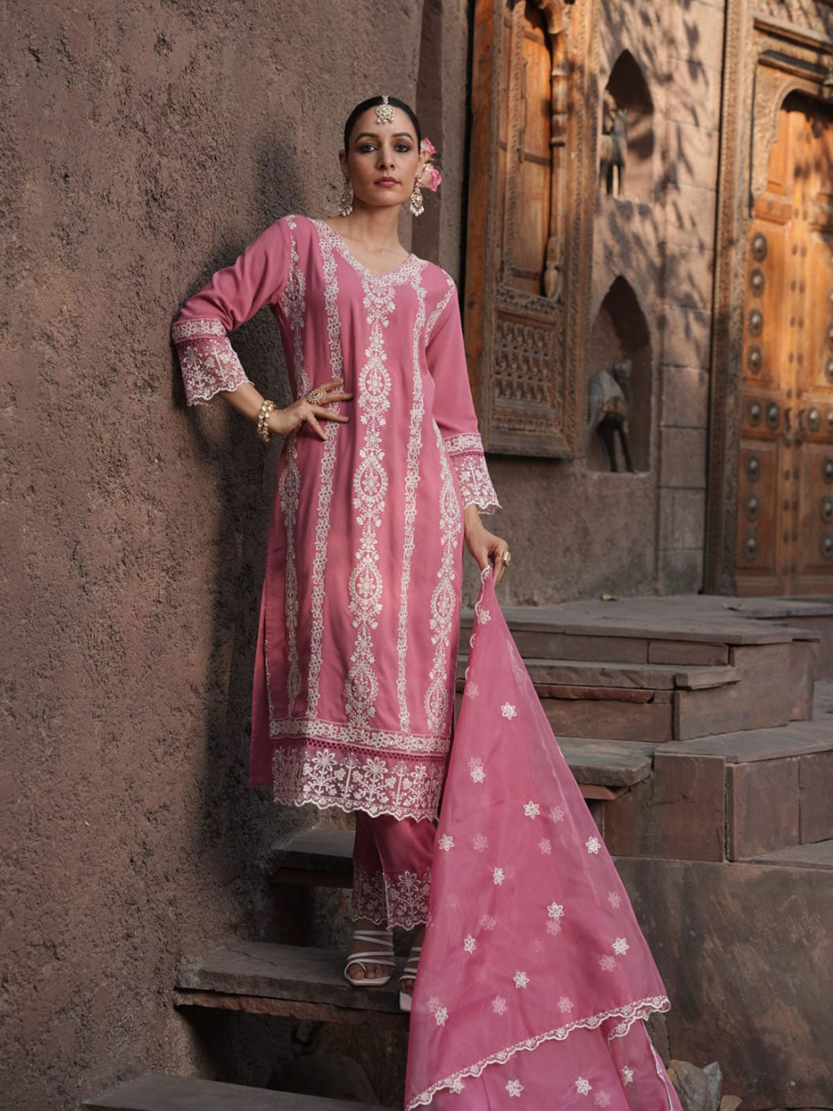 Maisha Pink Pakistani Style straight Suit Set