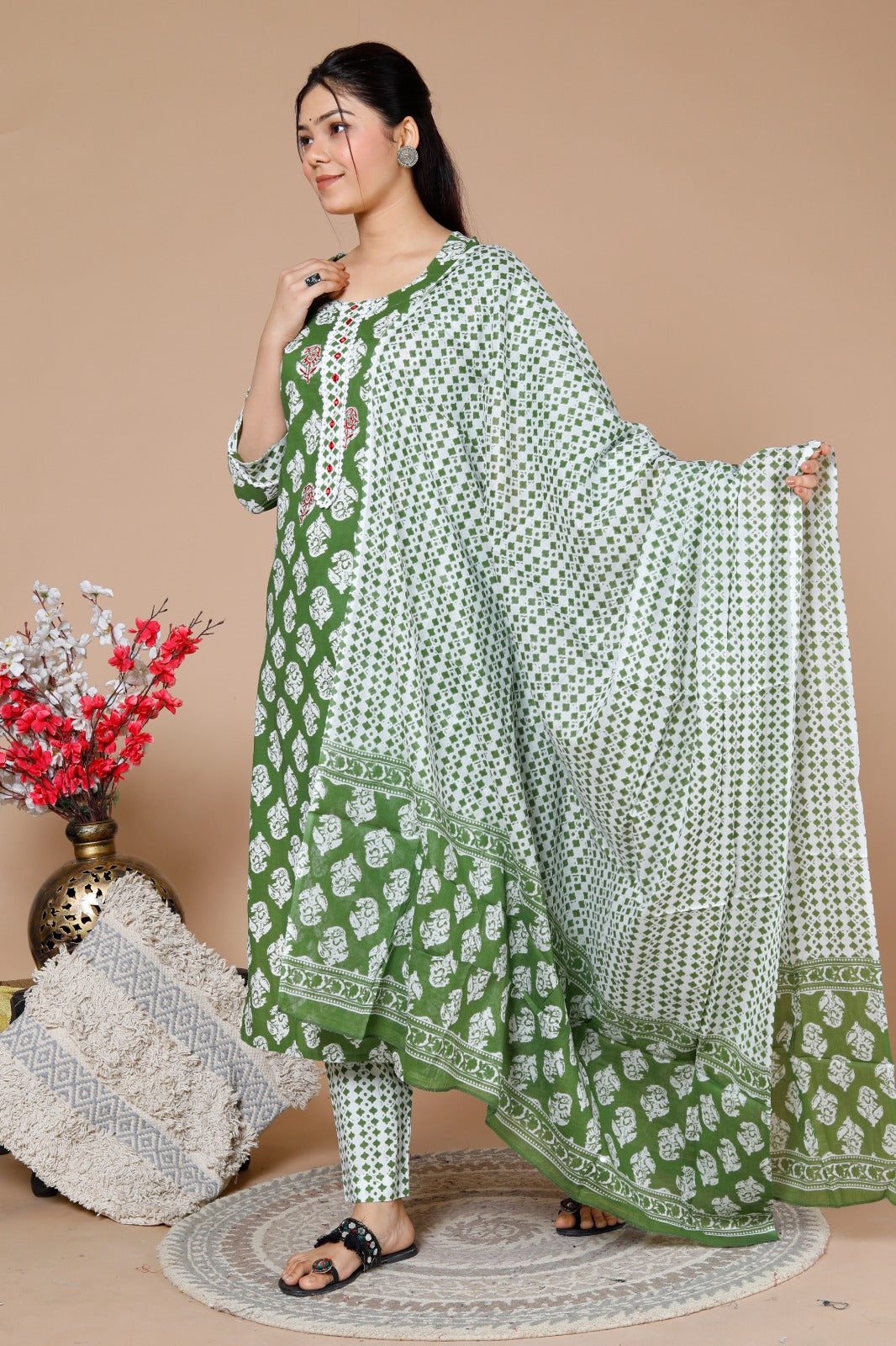 Vihaa Block Print Green Suit Set