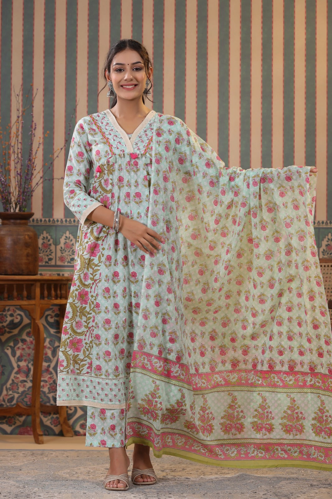 Kaashvi Block Printed Alia Pattern Anarkali Suit Set