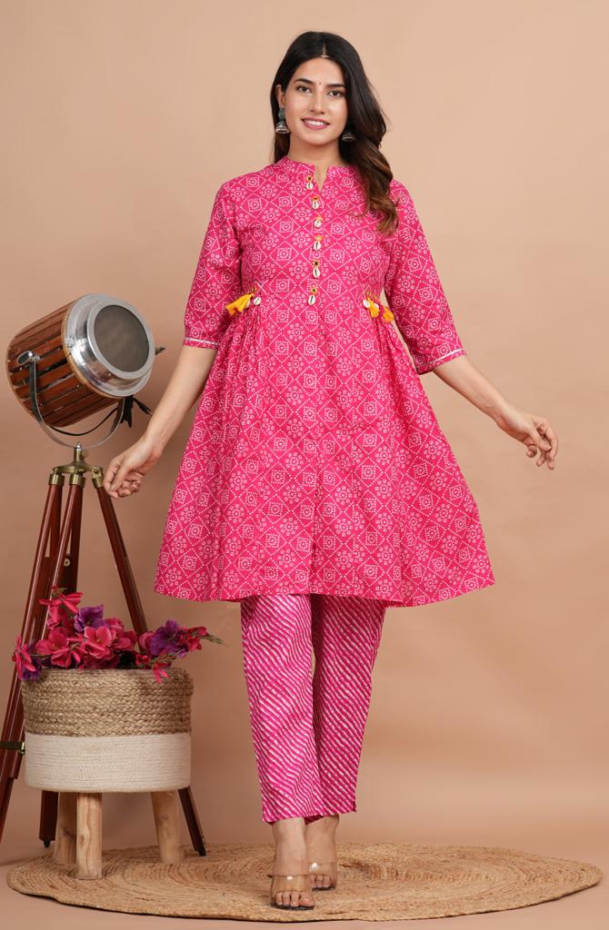 Navya Bandhani and Lehariya Pink Printed Co-Ord Set