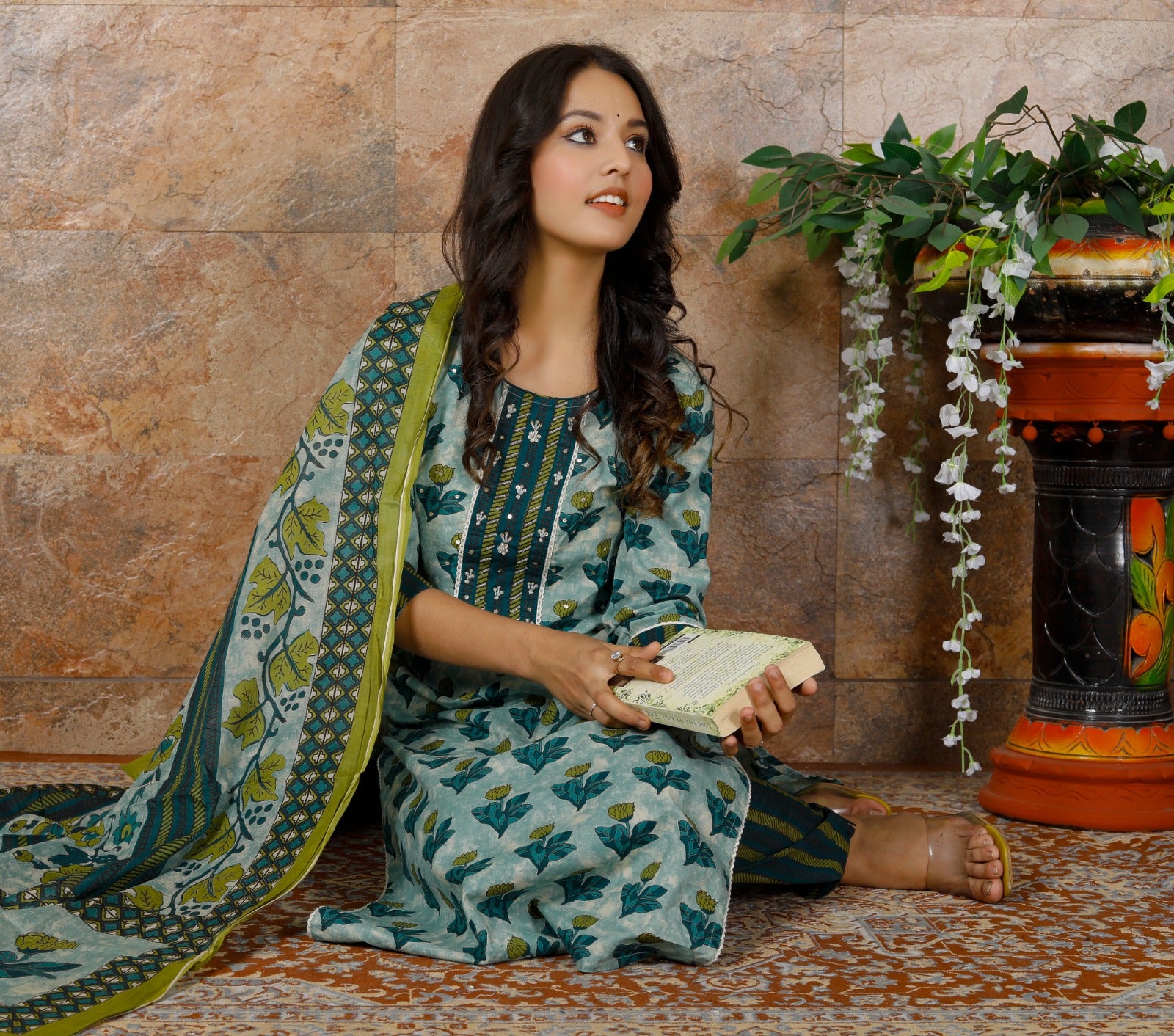 Vihaa Bagru Print Green Straight Suit Set