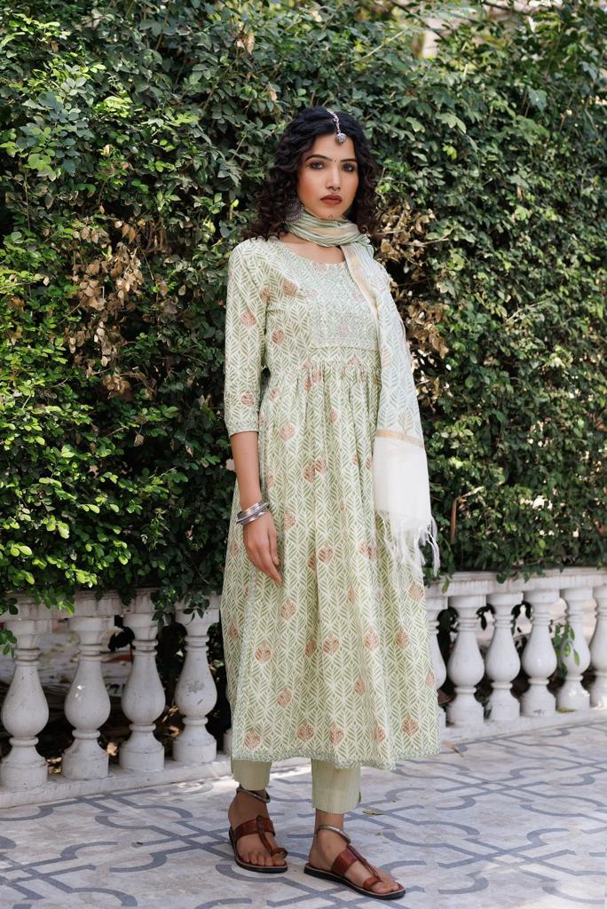 Radha Block Printed Green Nyra Pattern Suit Set