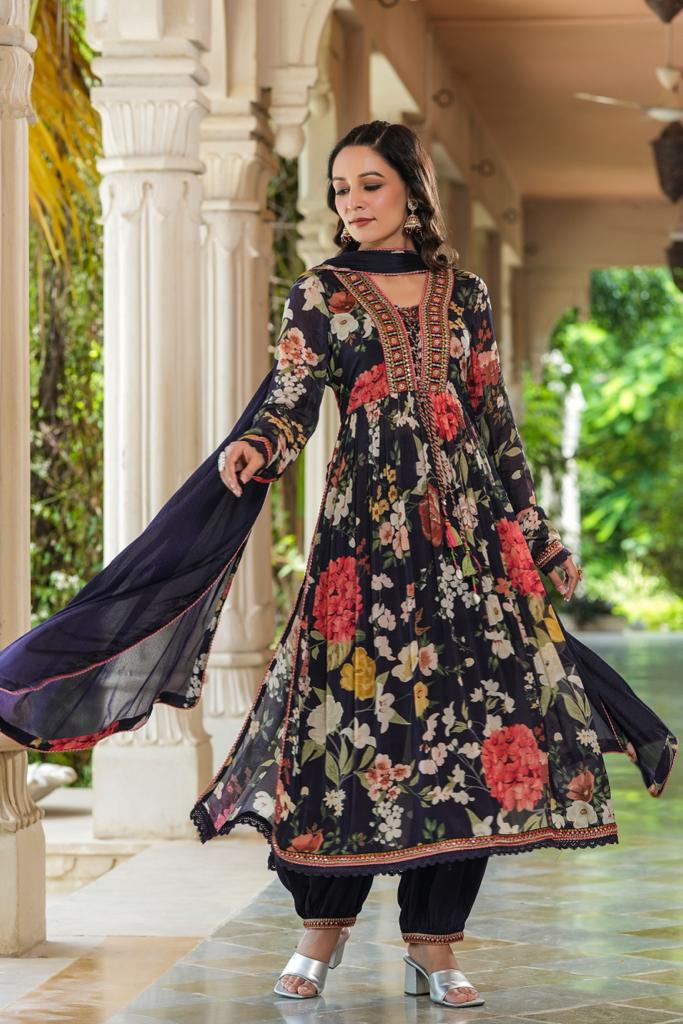 Vihaa Floral Printed Nyra Black Suit Set