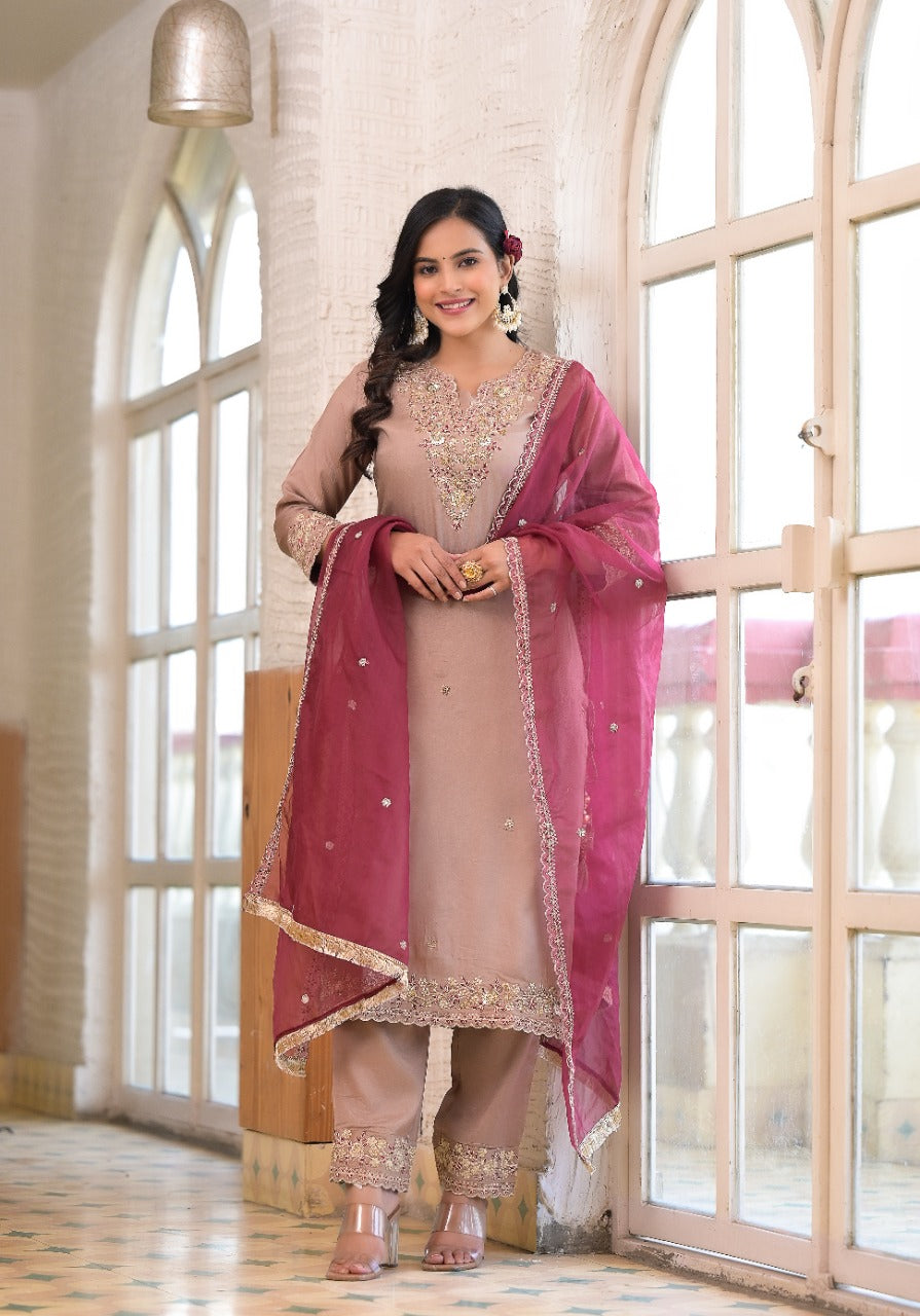 Vihaa Classic Solid Straight Suit Set