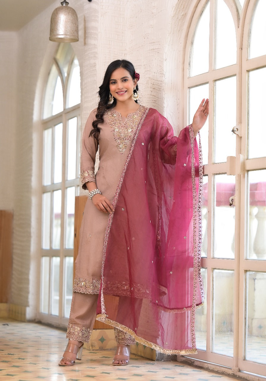 Vihaa Classic Solid Straight Suit Set