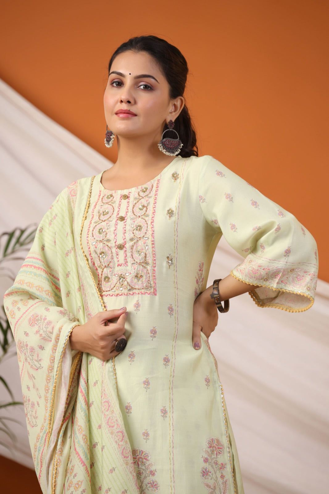 Vihaa Floral Block Printed Green embroidered straight Suit Set