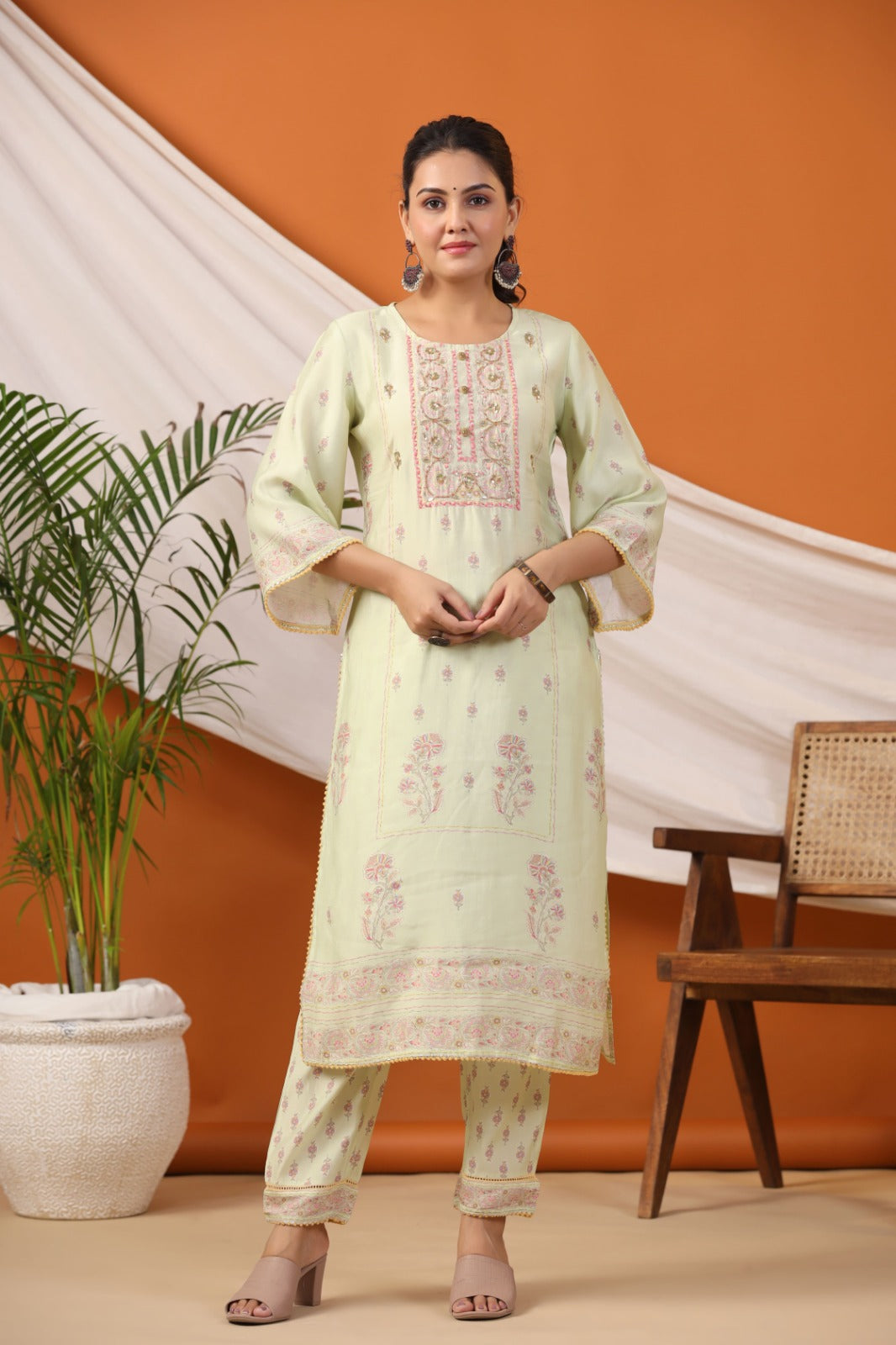 Vihaa Floral Block Printed Green embroidered straight Suit Set