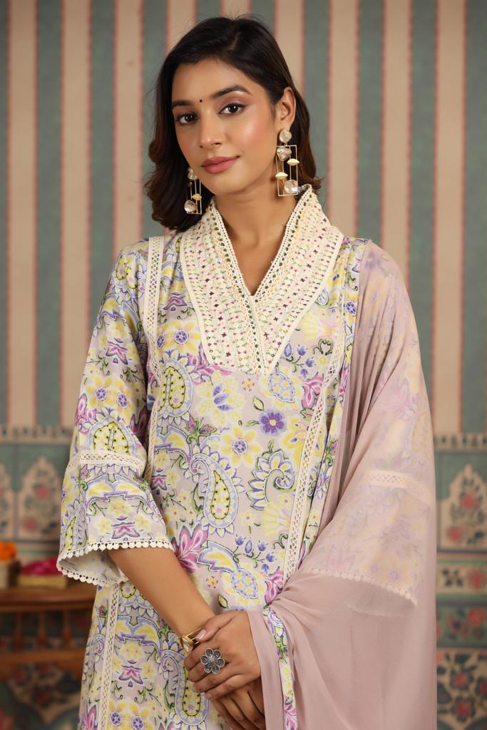 Vihaa Floral Printed Lavender Pakistani Style Suit Set