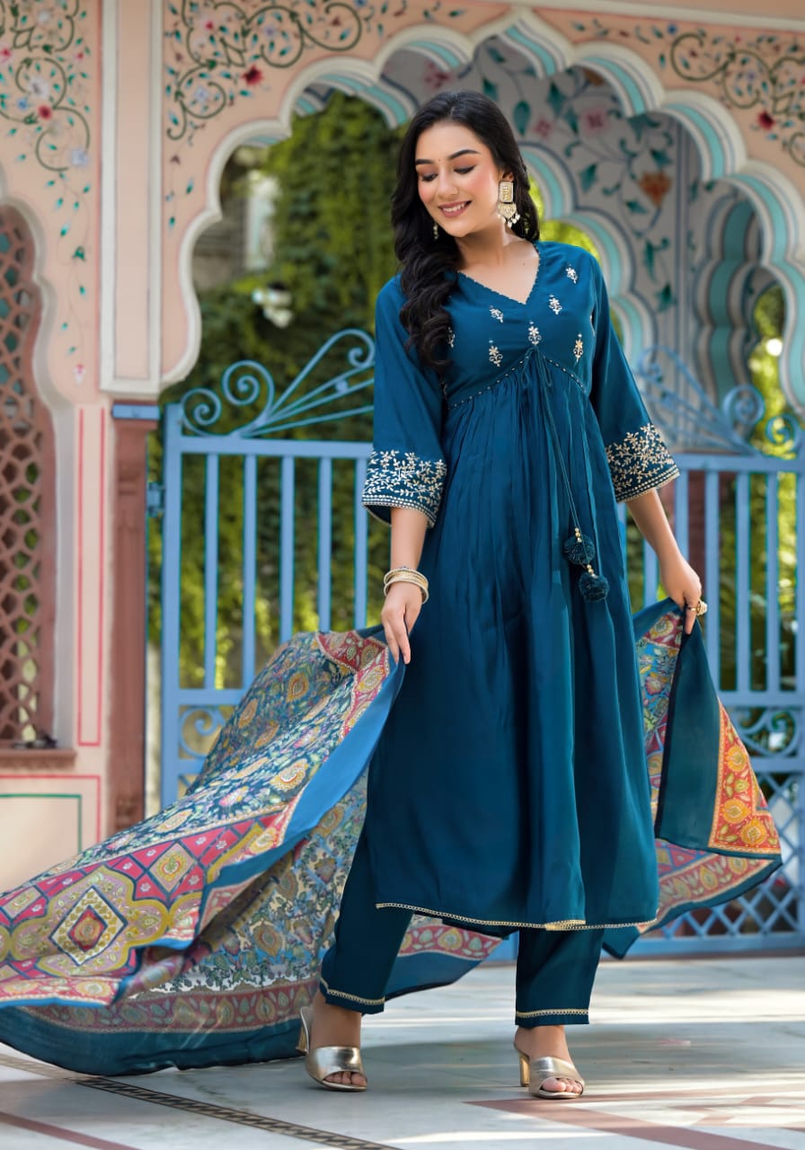 Kiara Teal Blue Alia Pattern Suit Set