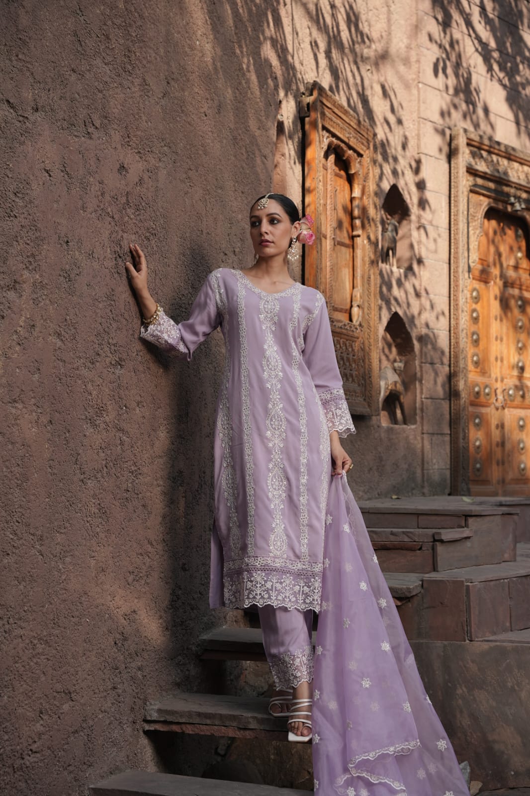 Maisha Lavender Pakistani Style straight Suit Set