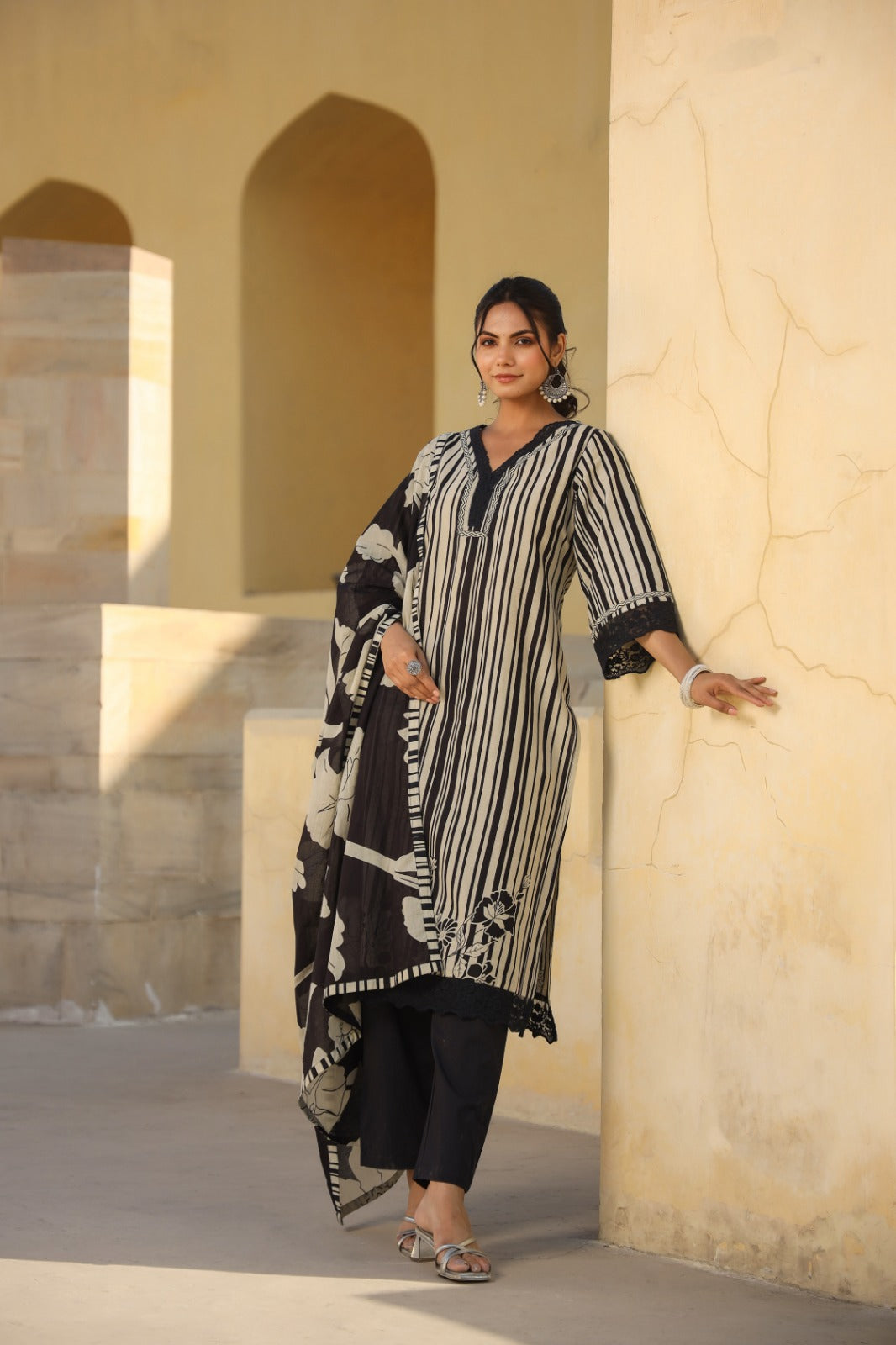 Maisha Black Pakistani Style straight Suit Set