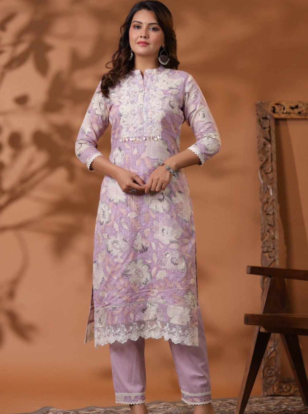 Vihaa Floral Printed Lavender Straight Suit Set