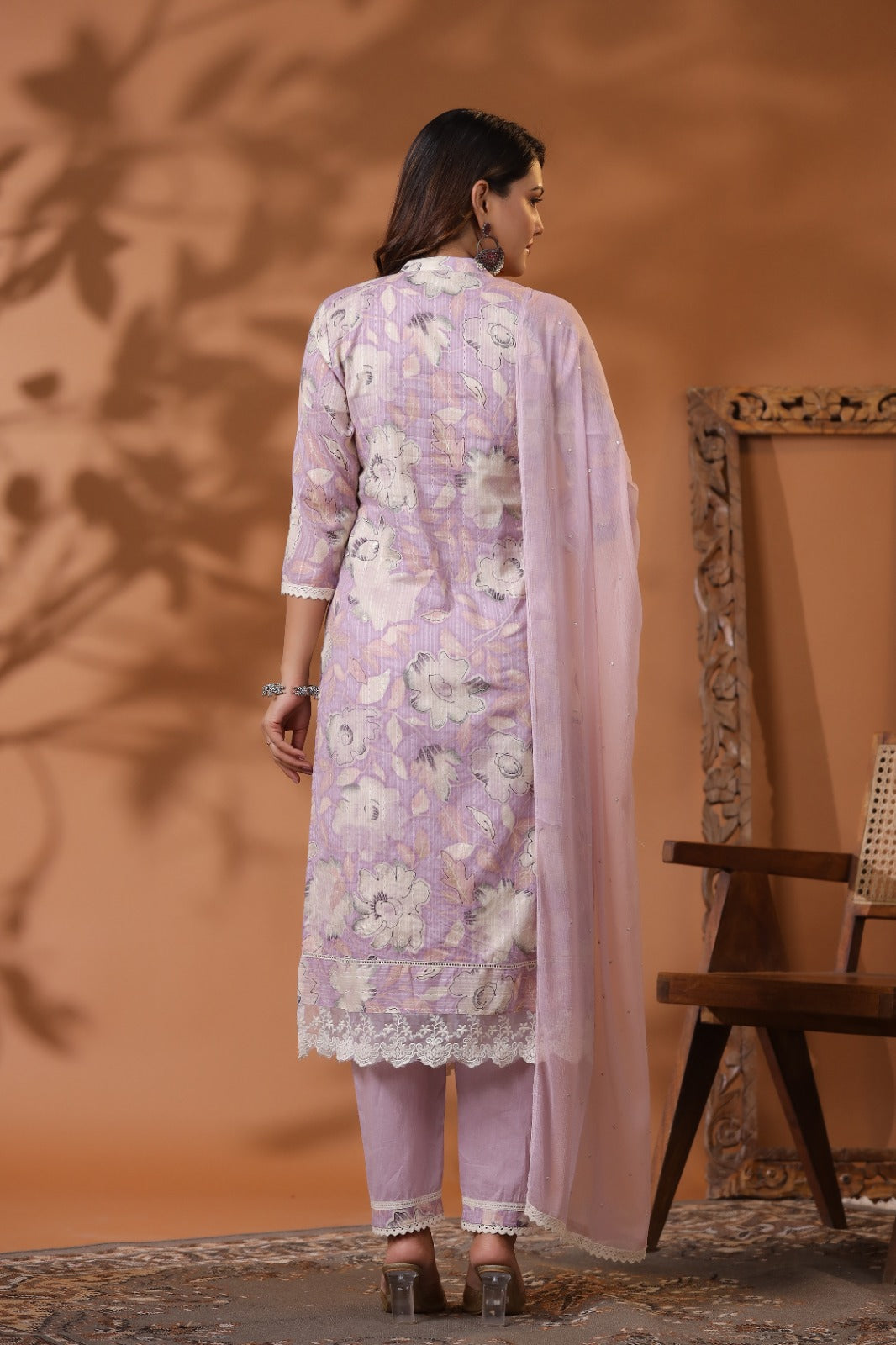 Vihaa Floral Printed Lavender Straight Suit Set