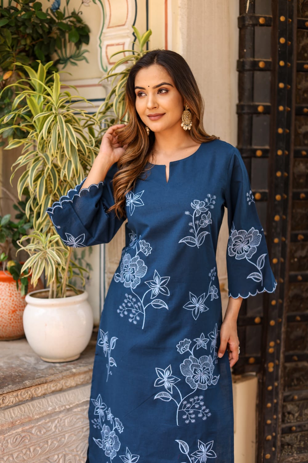 Shehnaz Thread Embroidered Solid Blue Co-Ord Set