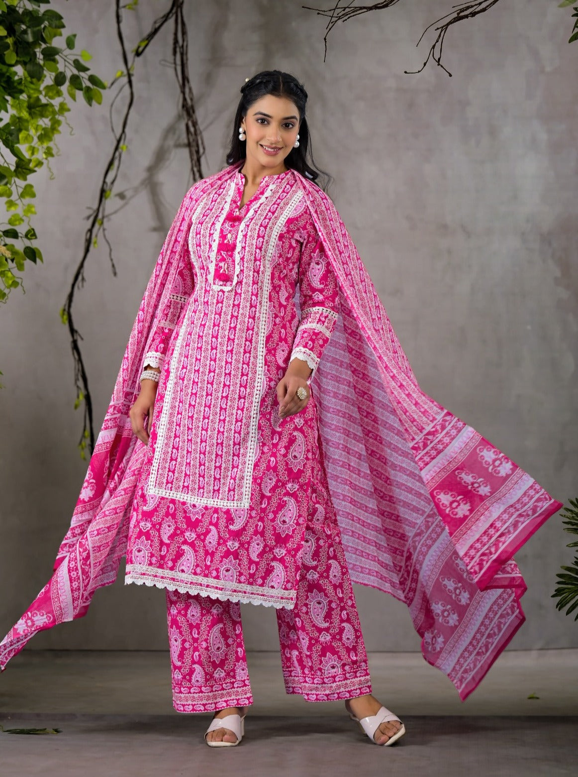 Gauri Digital Printed Pink Pakistani Straight Suit Set