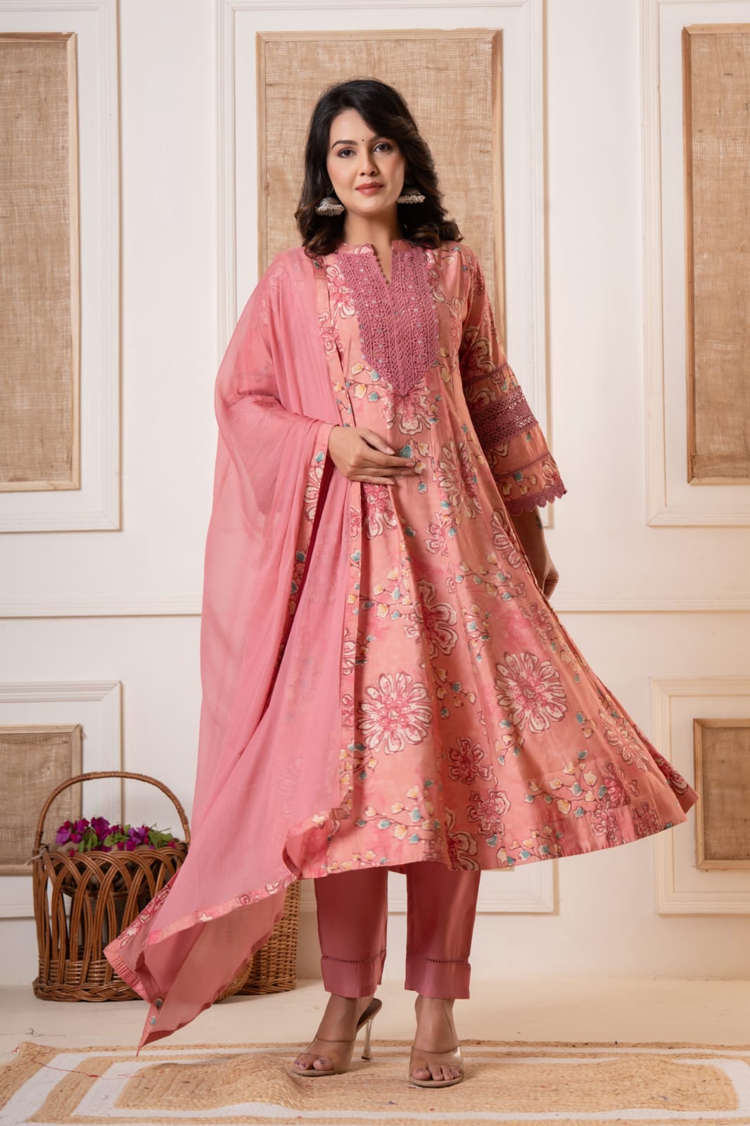 Ditya Floral Printed Pink Pakistani Anarkali Suit Set