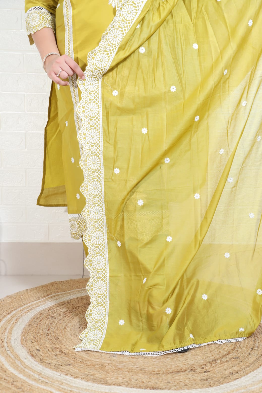 Vaidehi Thread Embroidered Yellow Pakistani Straight Suit Set