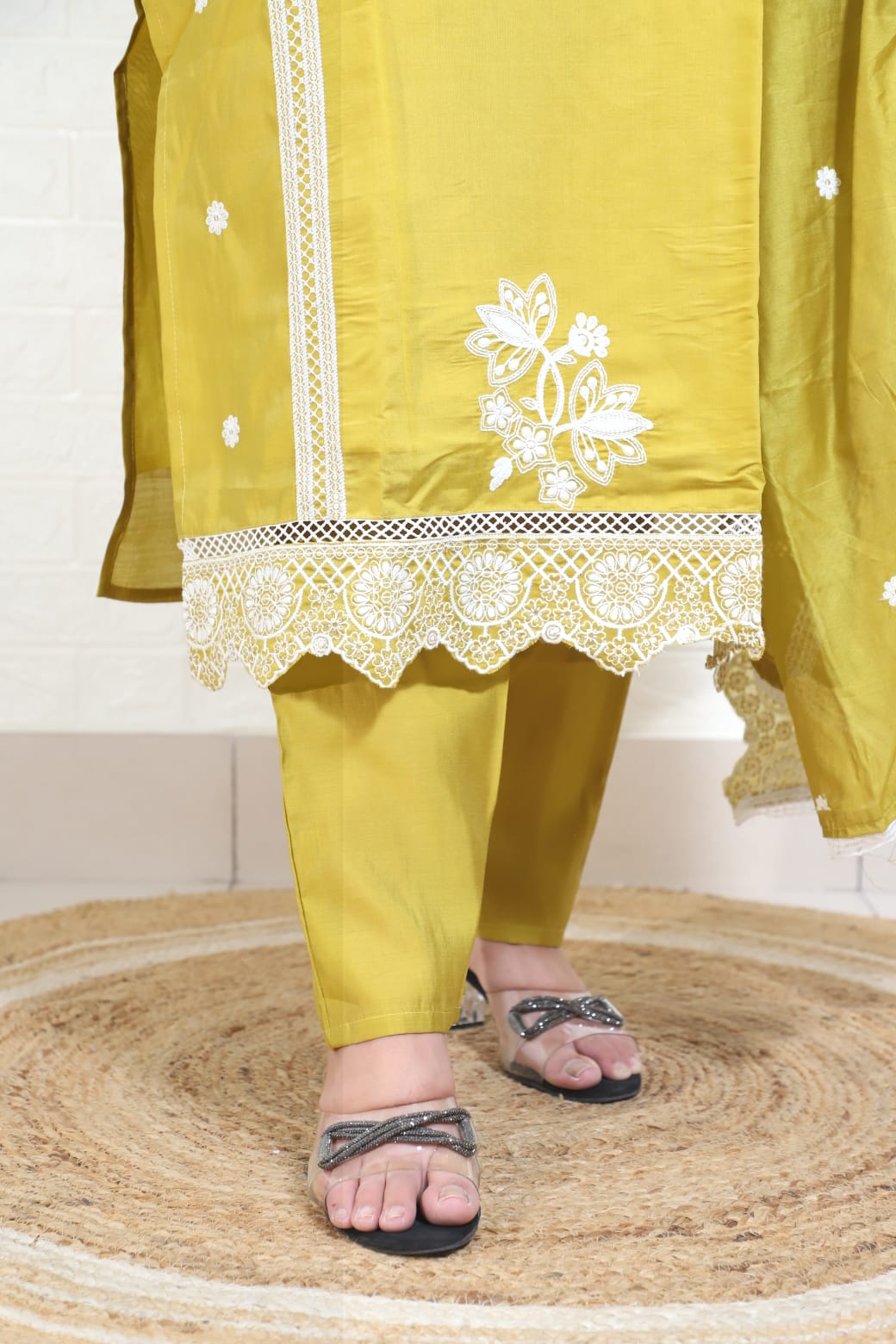 Vaidehi Thread Embroidered Yellow Pakistani Straight Suit Set