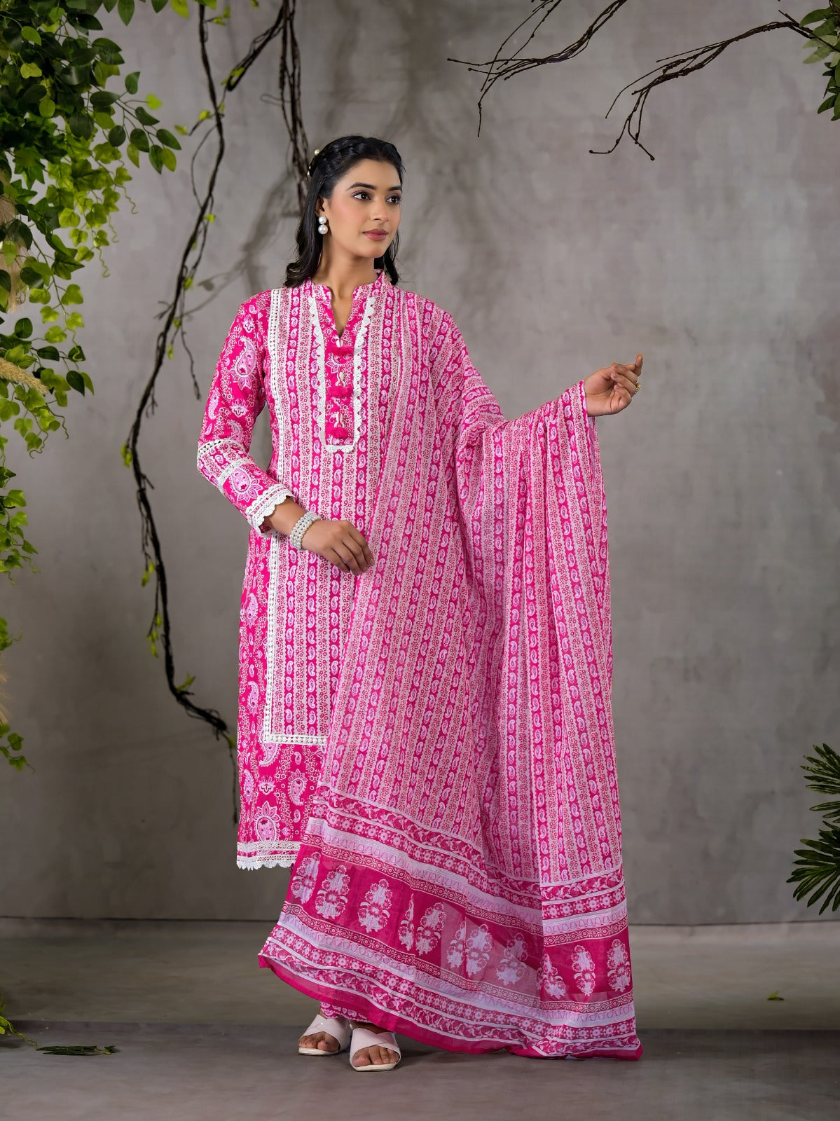 Gauri Digital Printed Pink Pakistani Straight Suit Set